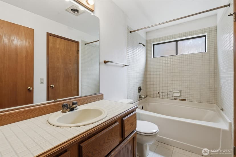 Property photo for 1572 NE 177th St #B10, Seattle photo 20