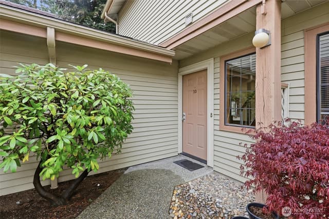 Property photo for 1572 NE 177th St #B10, Seattle photo 2