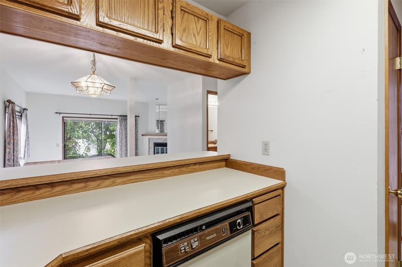 Property photo for 1572 NE 177th St #B10, Seattle photo 7