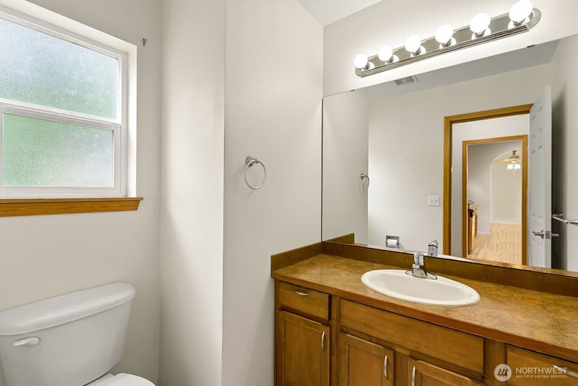 Property photo for 19830 10th Place S, Des Moines photo 16