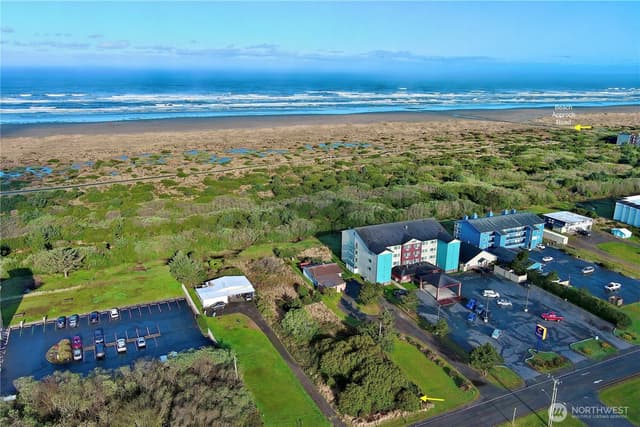 Property photo for 823 Ocean Shores Boulevard NW, Ocean Shores photo 3