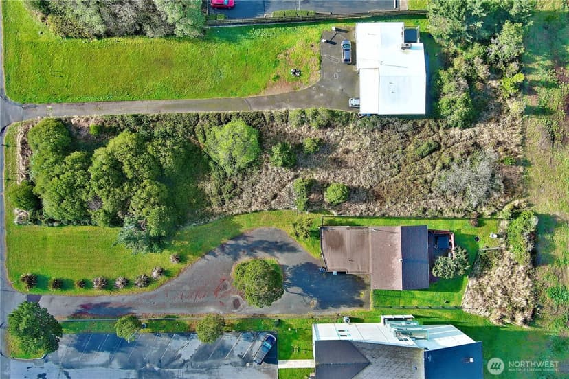 Property photo for 823 Ocean Shores Boulevard NW, Ocean Shores photo 14