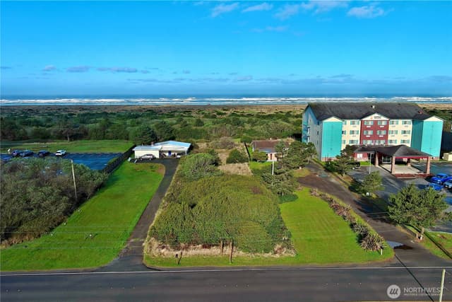 Property photo for 823 Ocean Shores Boulevard NW, Ocean Shores photo 4