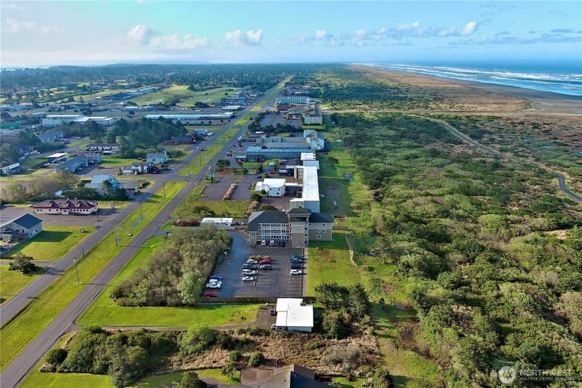 Property photo for 823 Ocean Shores Boulevard NW, Ocean Shores photo 20