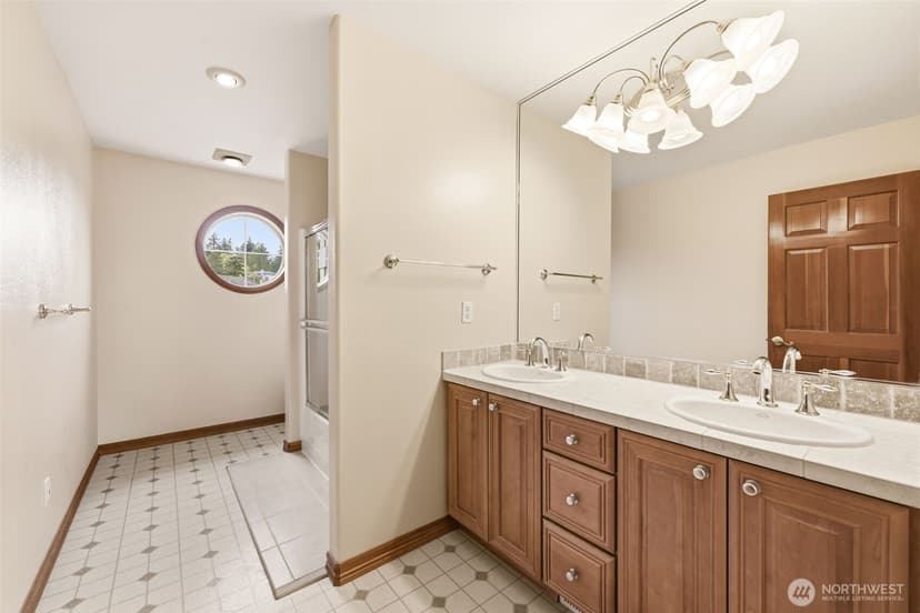 Property photo for 1104 V Street NW, Auburn photo 25