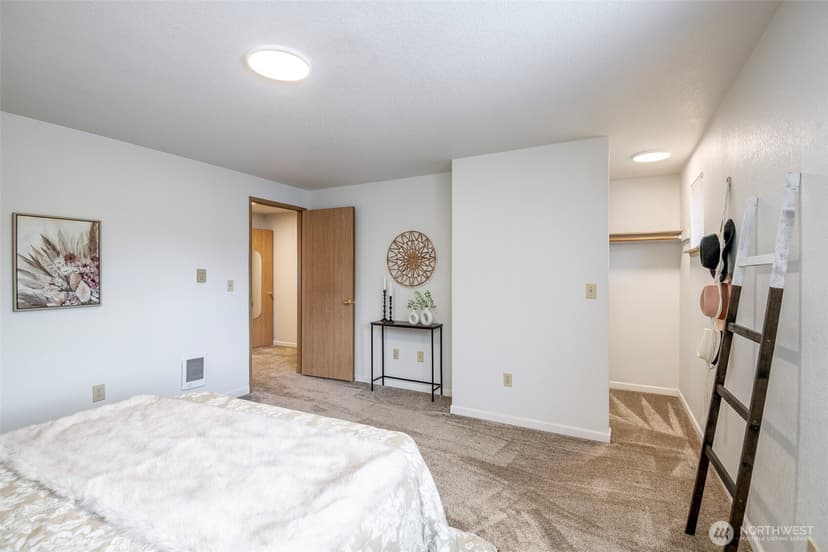 Property photo for 5714 99th Street Ct E, Puyallup photo 19