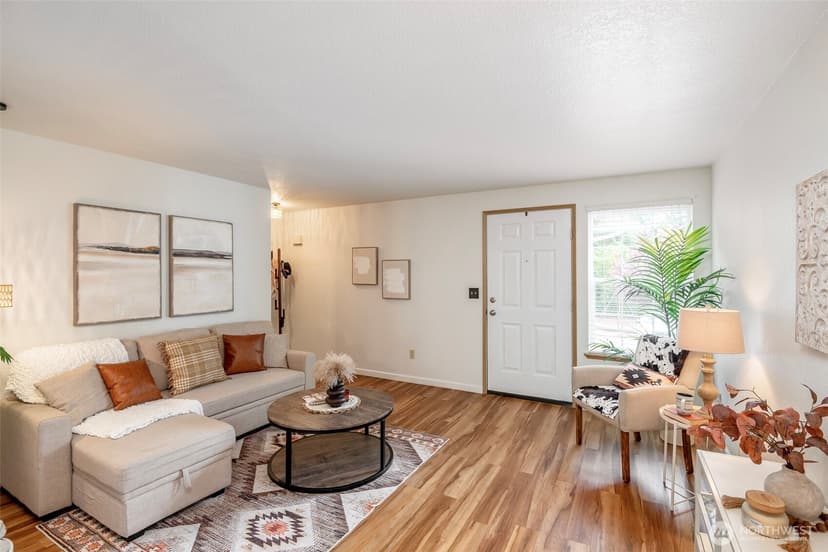 Property photo for 5714 99th Street Ct E, Puyallup photo 3