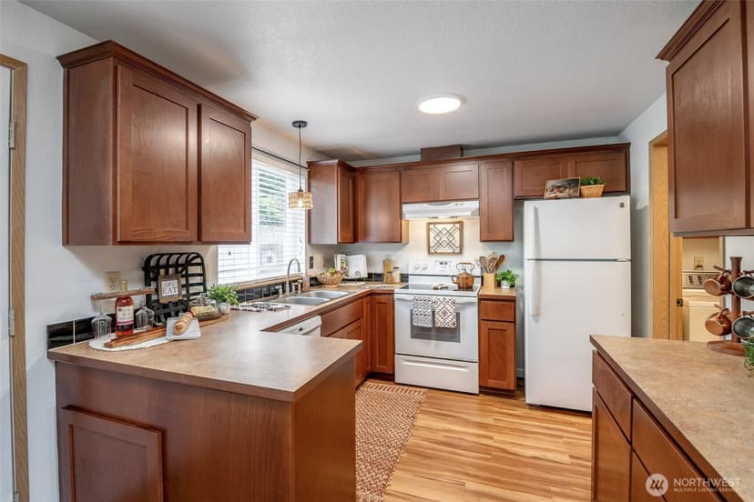 Property photo for 5714 99th Street Ct E, Puyallup photo 8