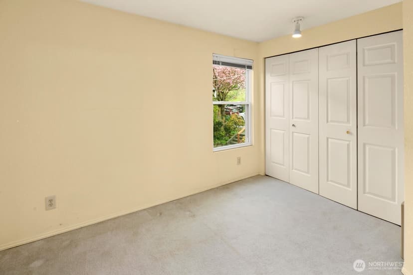 Property photo for 1836 25th Avenue #204, Seattle photo 11