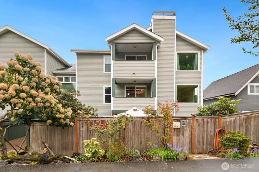 Property photo for 1836 25th Avenue #204, Seattle