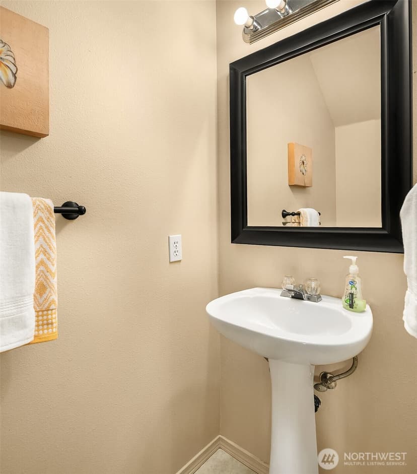 Property photo for 14816 29th Avenue W #B104, Lynnwood photo 7