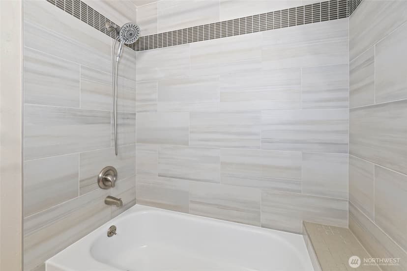 Property photo for 5110 S 163rd Place, Tukwila photo 20