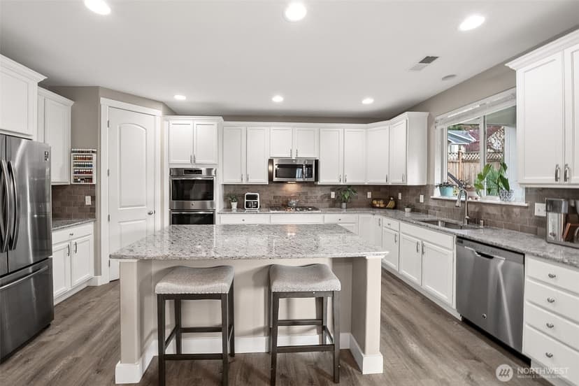 Property photo for 19620 142nd Street E, Bonney Lake photo 7