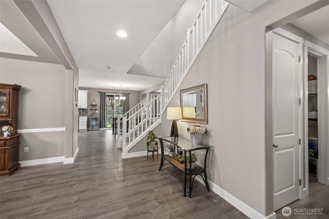 Property photo for 19620 142nd Street E, Bonney Lake photo 4