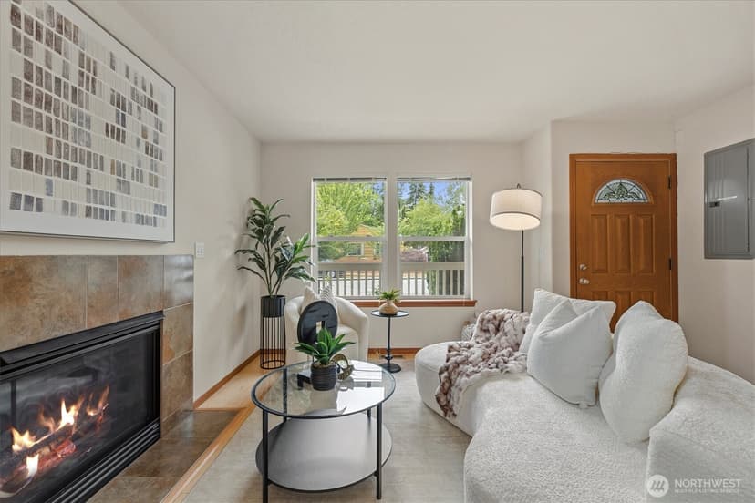Property photo for 10050 19th Avenue SW, Seattle photo 5