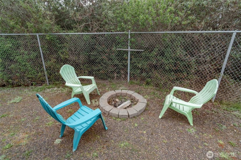 Property photo for 1116 Glendover Court SW, Ocean Shores photo 8