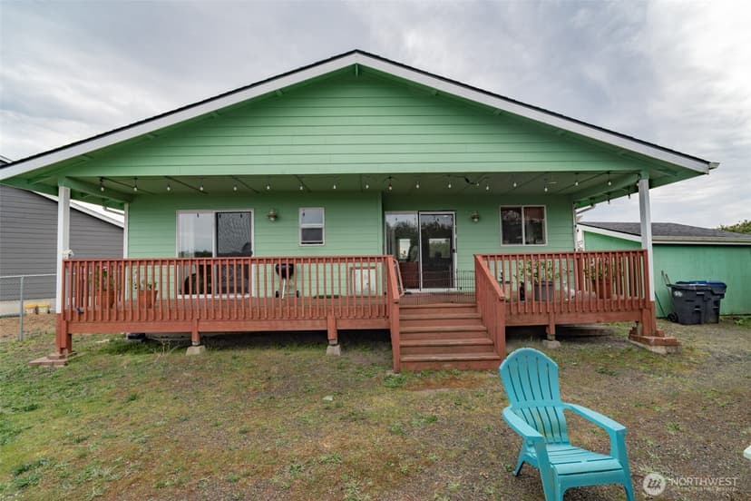 Property photo for 1116 Glendover Court SW, Ocean Shores photo 9