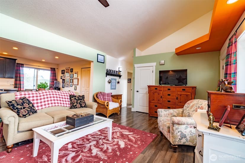 Property photo for 1116 Glendover Court SW, Ocean Shores photo 23
