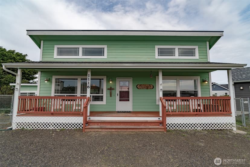 Property photo for 1116 Glendover Court SW, Ocean Shores photo 3