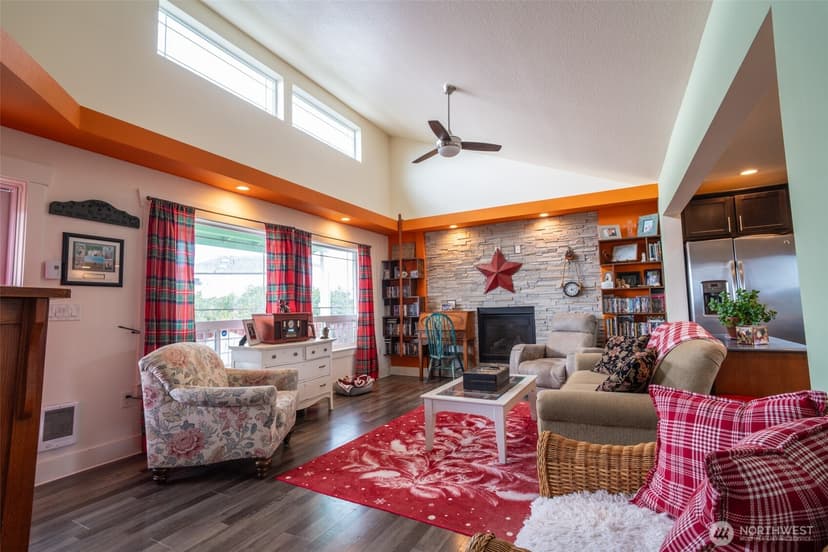 Property photo for 1116 Glendover Court SW, Ocean Shores photo 15