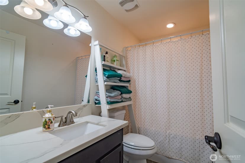 Property photo for 1116 Glendover Court SW, Ocean Shores photo 26