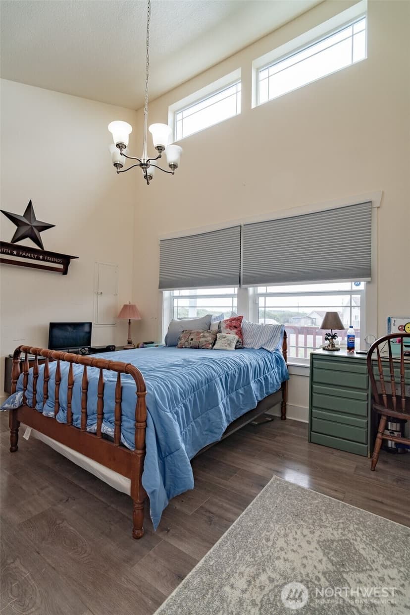 Property photo for 1116 Glendover Court SW, Ocean Shores photo 25