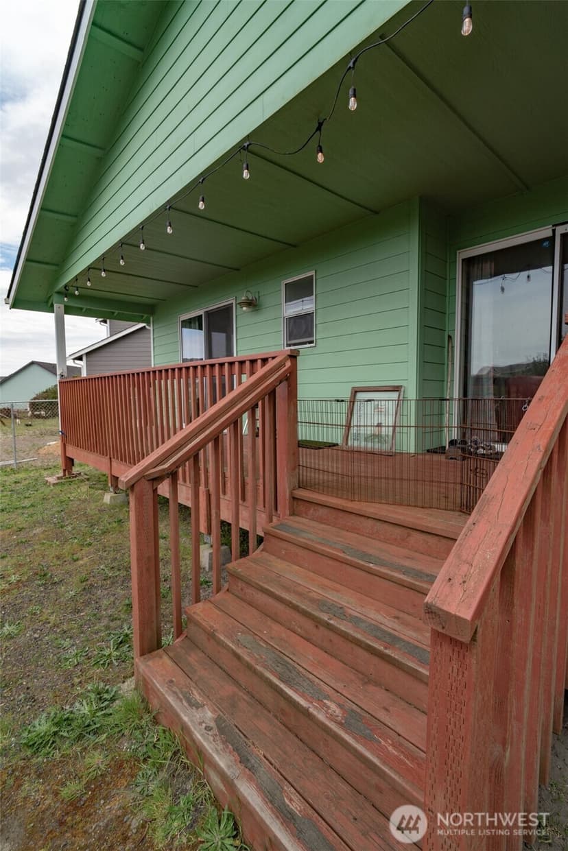 Property photo for 1116 Glendover Court SW, Ocean Shores photo 12