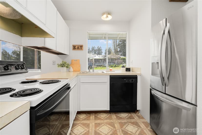 Property photo for 16220 SE 132nd Street, Renton photo 9