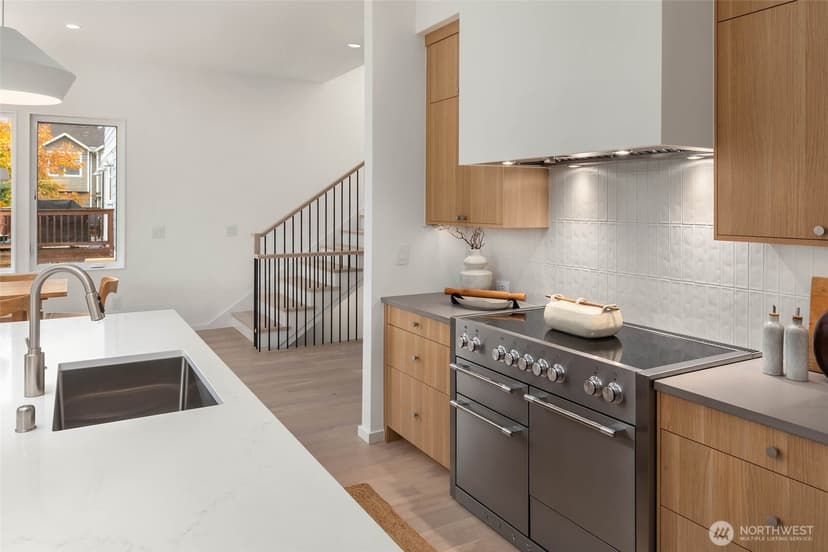 Property photo for 7506 18th Avenue NW, Seattle photo 14