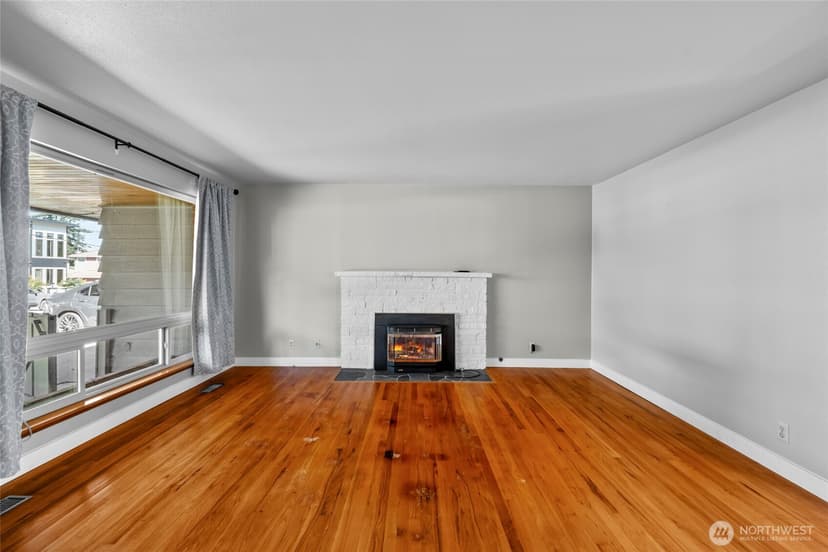 Property photo for 4439 S 170th Street, SeaTac photo 6