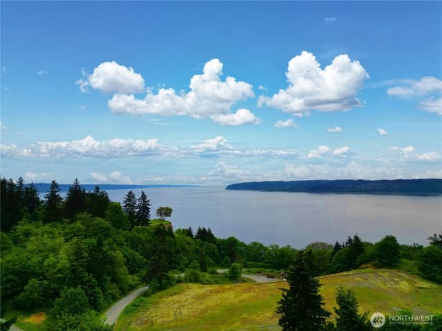 Property photo for 17 B Whidbey Island Drive, Hat Island photo 4