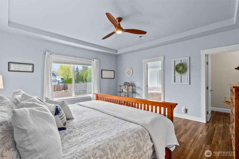 Property photo for 10411 32nd Street E, Edgewood photo 17