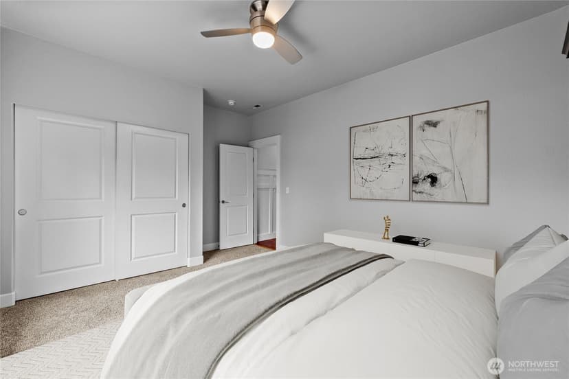 Property photo for 10411 32nd Street E, Edgewood photo 24