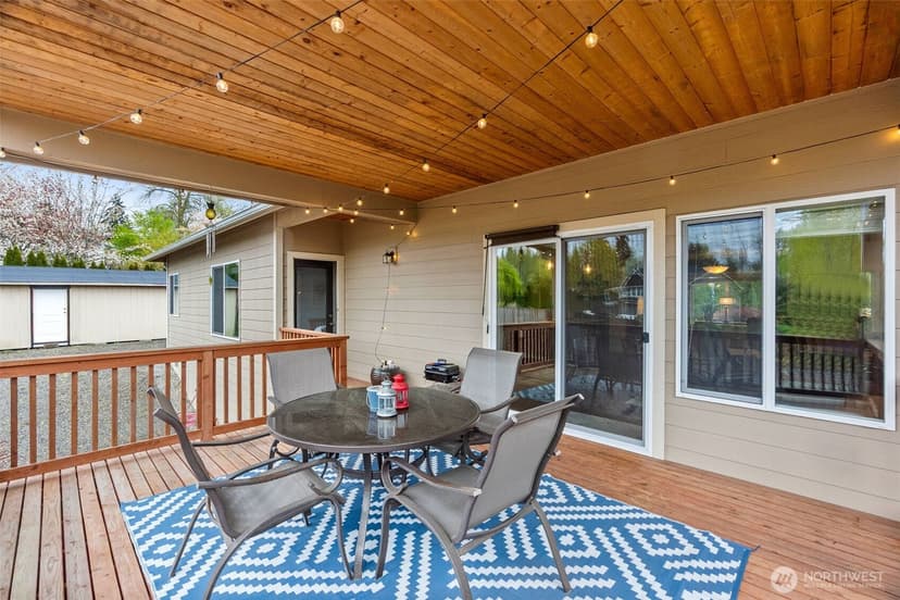 Property photo for 10411 32nd Street E, Edgewood photo 28