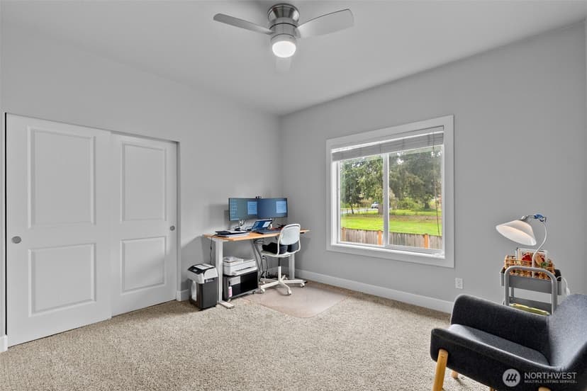 Property photo for 10411 32nd Street E, Edgewood photo 27