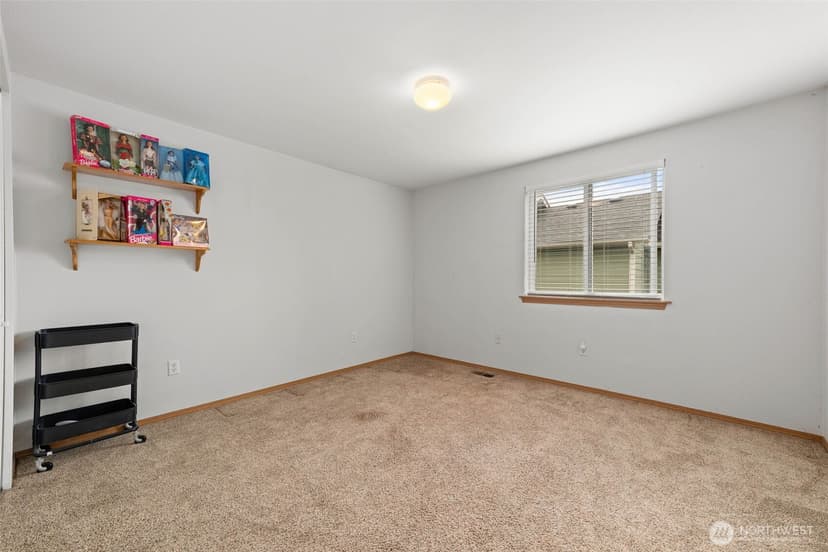 Property photo for 11011 36th Avenue Ct E, Tacoma photo 24