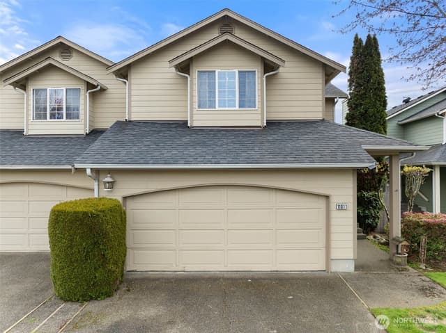 Property photo for 11011 36th Avenue Ct E, Tacoma photo 5
