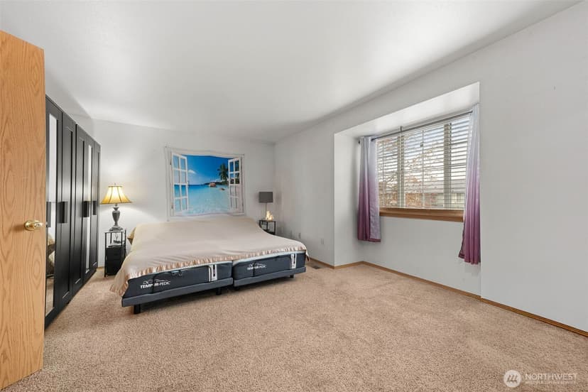Property photo for 11011 36th Avenue Ct E, Tacoma photo 27