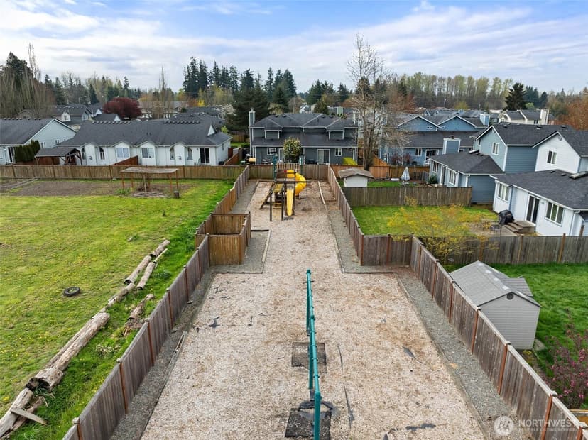 Property photo for 11011 36th Avenue Ct E, Tacoma photo 34