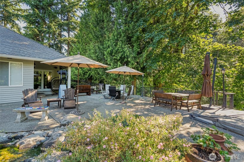 Property photo for 15618 163rd Avenue NE, Woodinville photo 6