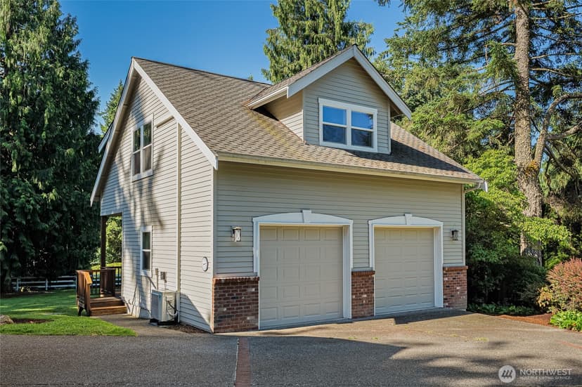 Property photo for 15618 163rd Avenue NE, Woodinville photo 21