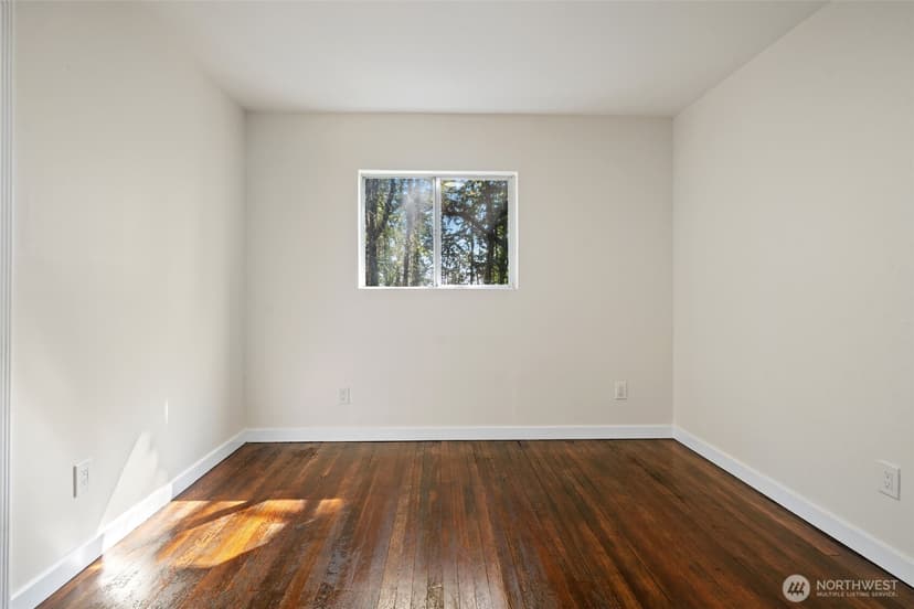 Property photo for 1362 Carr Boulevard, Bremerton photo 18