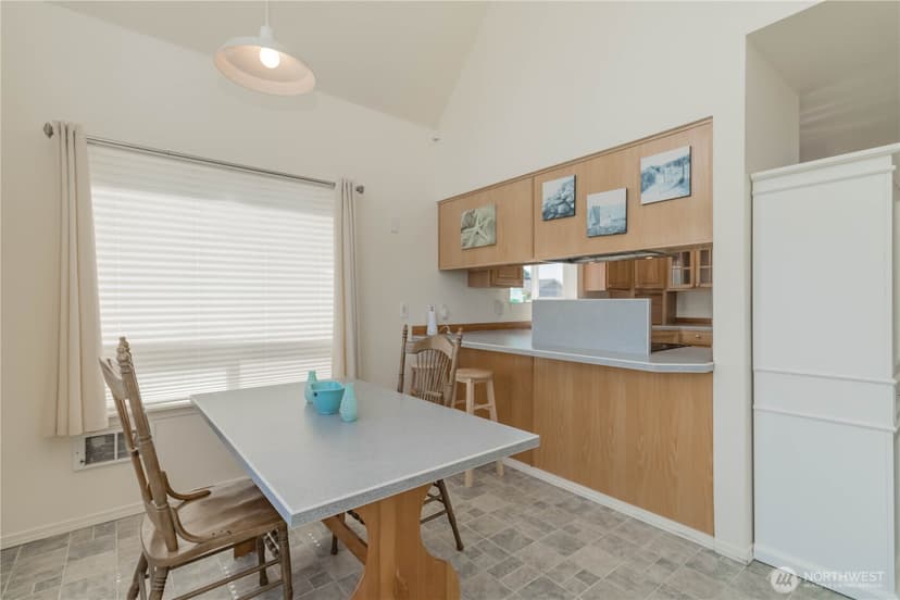 Property photo for 555 Ensign Avenue NW, Ocean Shores photo 8