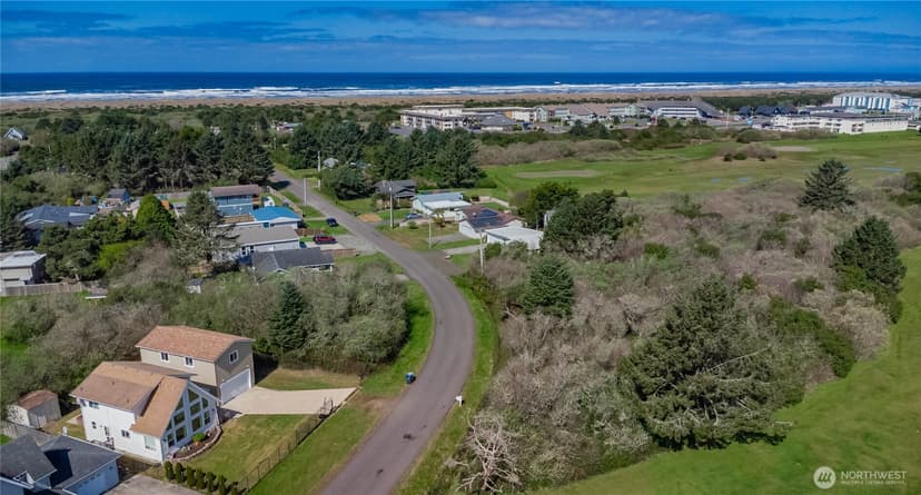 Property photo for 555 Ensign Avenue NW, Ocean Shores photo 37