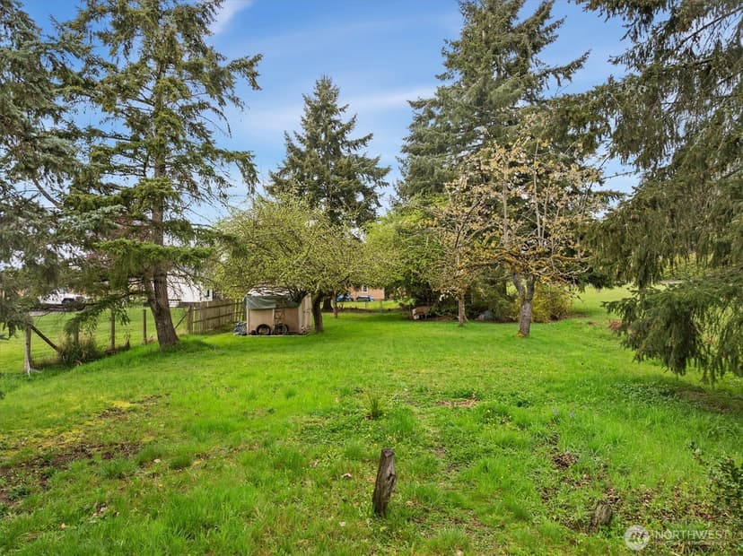 Property photo for 10424 36th Street E, Edgewood photo 29
