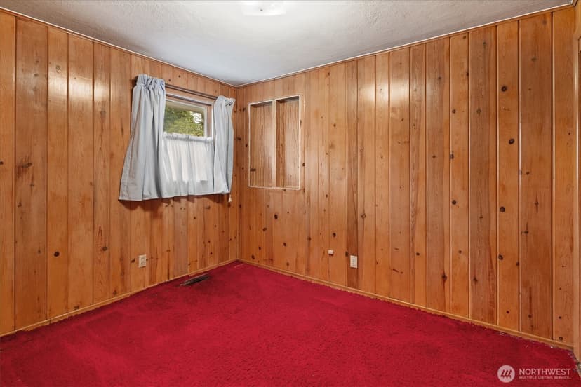 Property photo for 10424 36th Street E, Edgewood photo 17