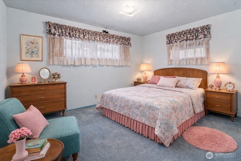 Property photo for 10424 36th Street E, Edgewood photo 13