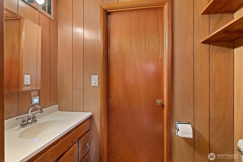 Property photo for 10424 36th Street E, Edgewood photo 12