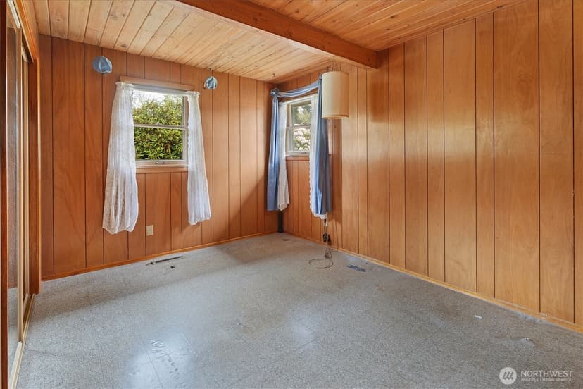 Property photo for 10424 36th Street E, Edgewood photo 11
