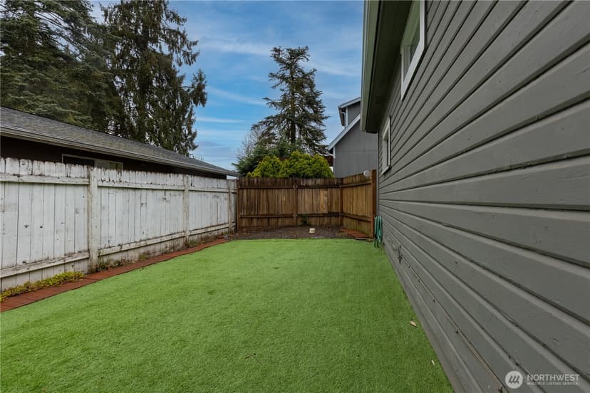 Property photo for 1088 Beach Avenue #A, Marysville photo 9